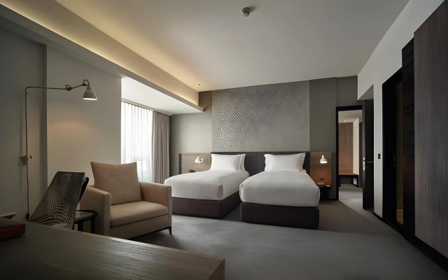 G Hotel Gurney