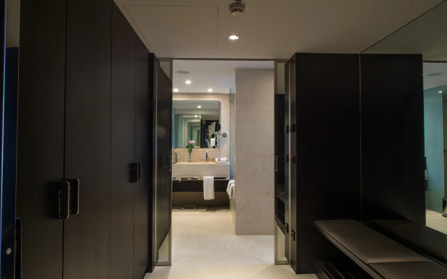 Porto Palácio Hotel by The Editory