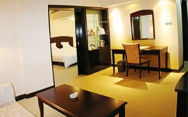 Wannianqing Business Hotel