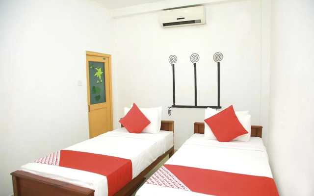 OYO 468 White House Holiday Resort