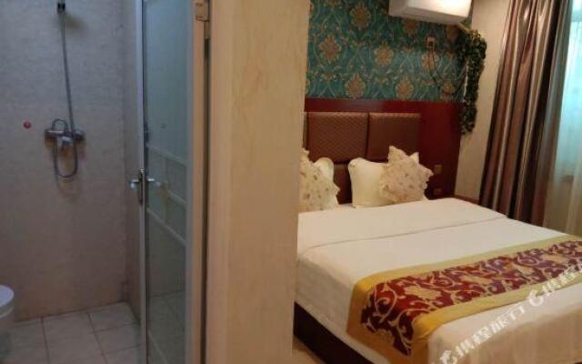 Yuhuagong Motel