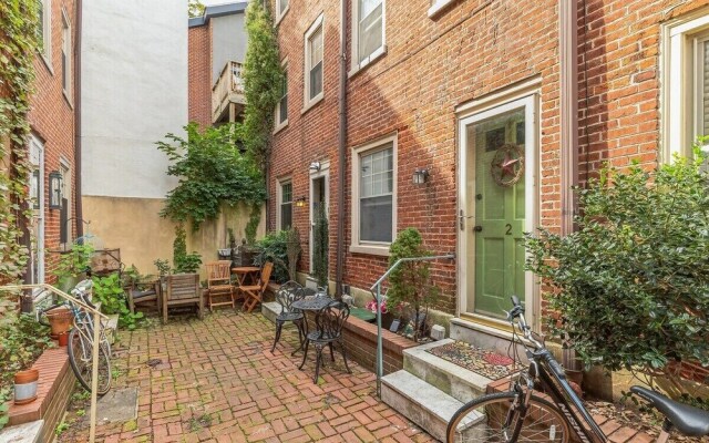 228 Catherine Street
