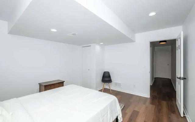 Top Notch City Escape w King Bed