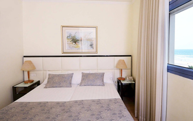 Abratel Suites Hotel