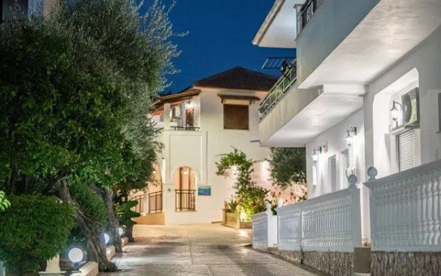 Potamitis Studios & Apartments