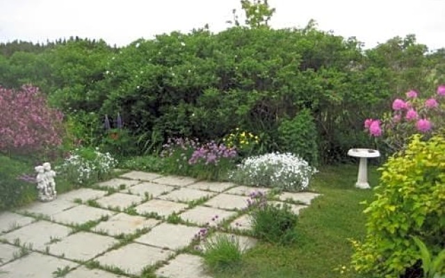 Moore's Specialties Fundy Bay House Rental