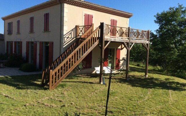 Villa With 8 Bedrooms in Villeneuve-sur-lot, With Private Pool, Furnis