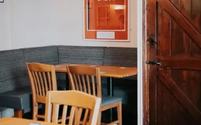 The Fox & Hounds
