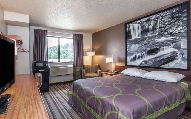 Super 8 Dunbar/Charleston Area