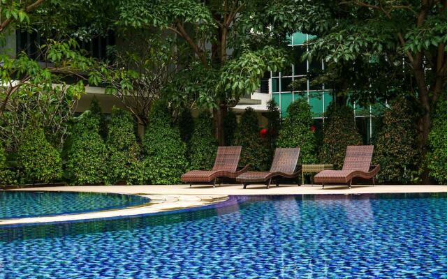 Cozy Studio Apartment At Woodland Park Residence