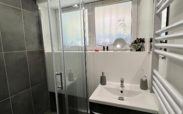 Nid douillet de 45 m2, centre-ville, 2 chambres