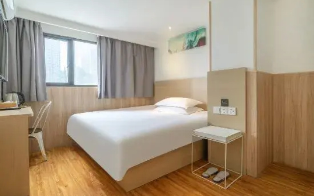 Yunfu Guest House
