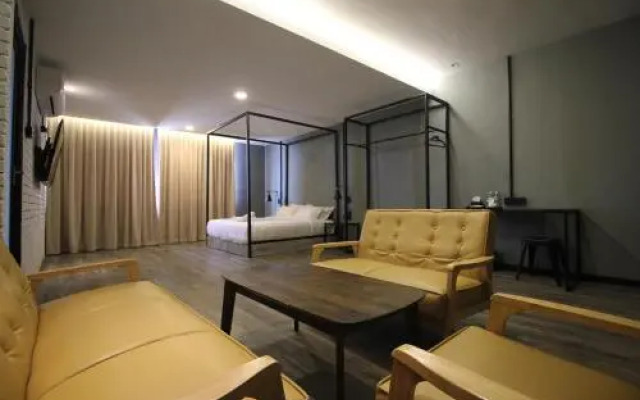 68 Boutique Hotel