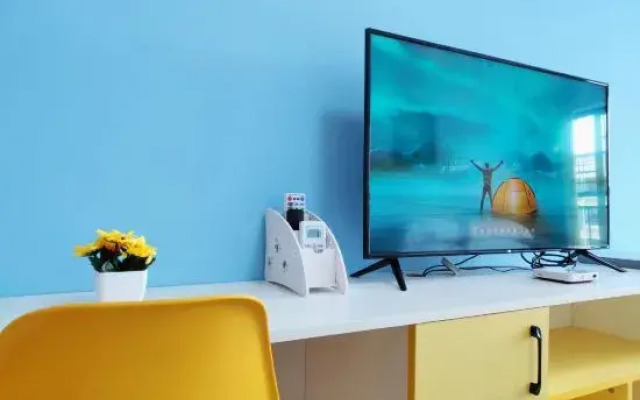 Huileju Apartments (Foshan railway station store)