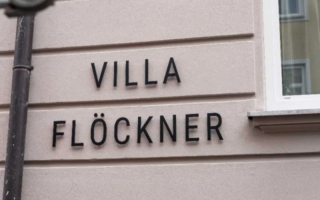 Villa Floeckner Bed and Breakfast
