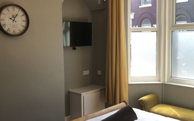 Esmond Rooms