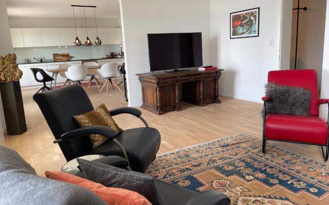 SUNSET Apartment direkt am Bodensee mit Parkplatz