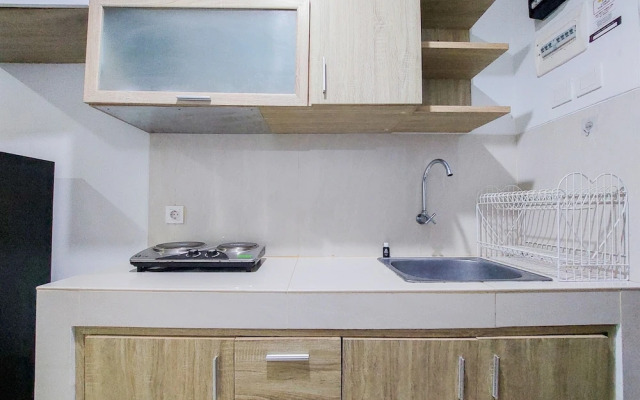 Best and Restful Studio Apartment Springwood Residence Tangerang