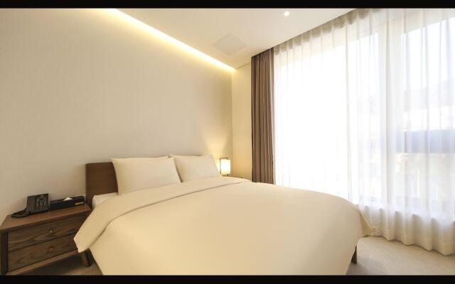 Hermon Hotel Gangseo