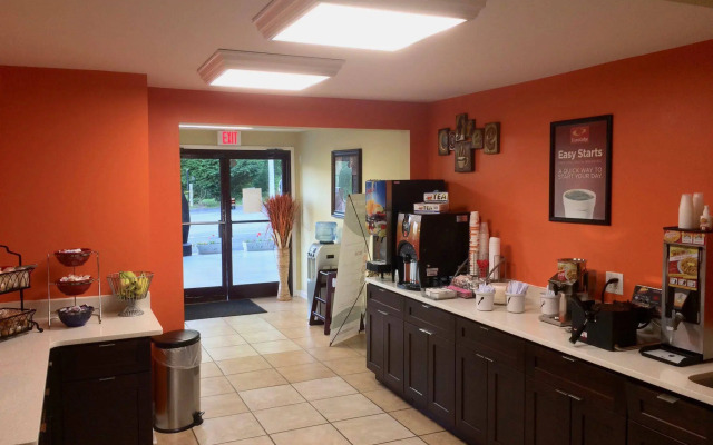 Econo Lodge Waynesville