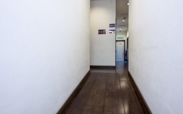 Raintree Hotel