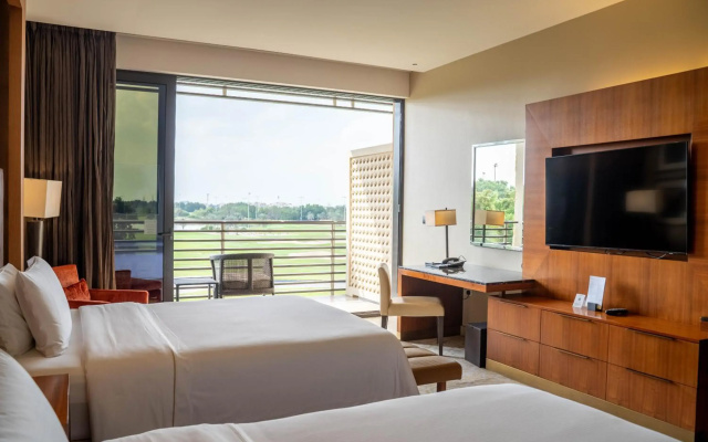 VOGO Abu Dhabi Golf Resort & Spa