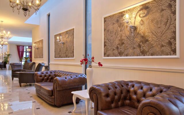 White Rock Castle Suite Hotel & SPA