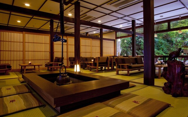 Gora Hanaougi-Sounkaku