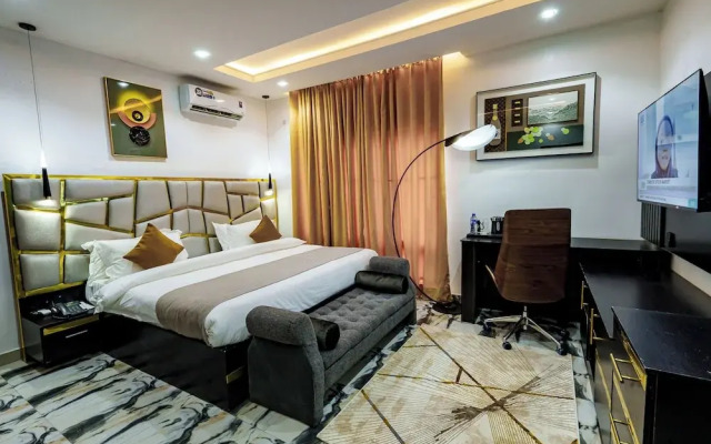Roston Hotels