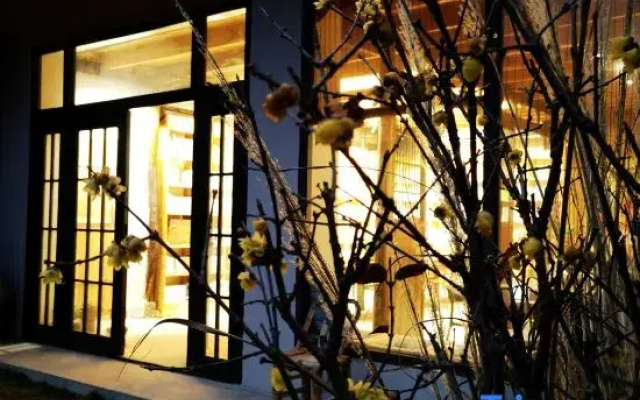 Xianju Shixun Hotel