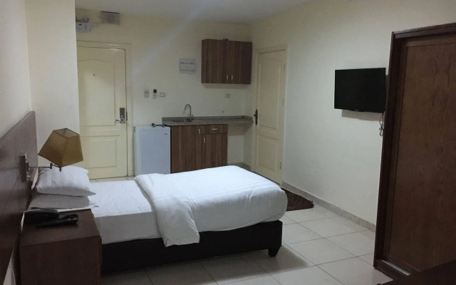 Zaina Plaza Hotel