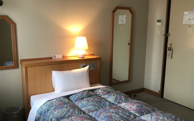 Kanayama Plaza Hotel