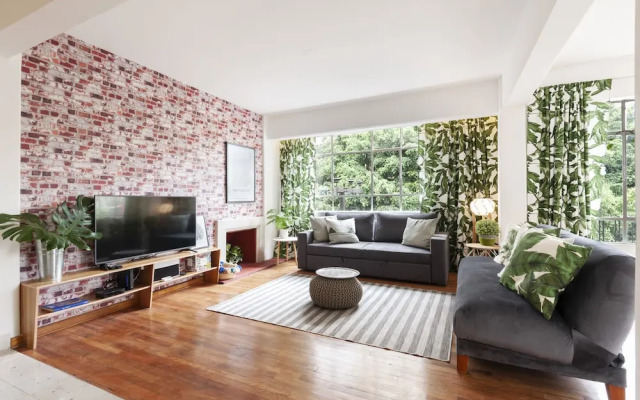 Greenery Urban Flat