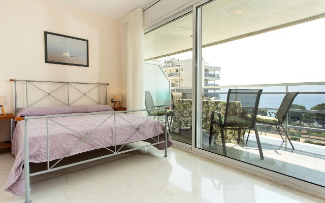 Suite Blanes - Three Bedroom