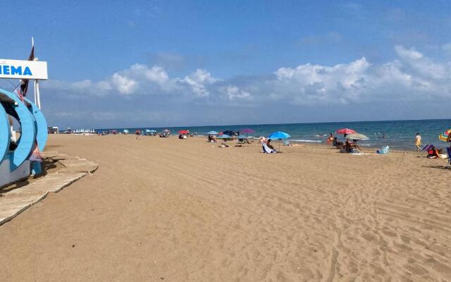 1ªLínea-50m de playa-210m2 utiles-BBQ privada-Vistas al mar-3 terrazas