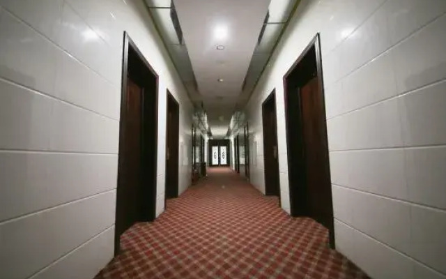 Wei Long Hotel