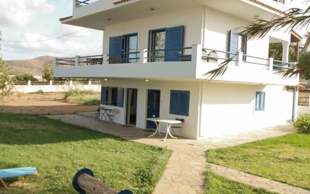 Mantilida Villa & Studio