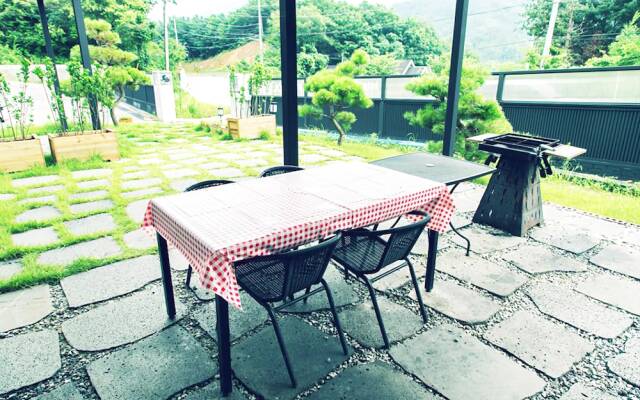 Gapyeong FS Pool Villa Pension