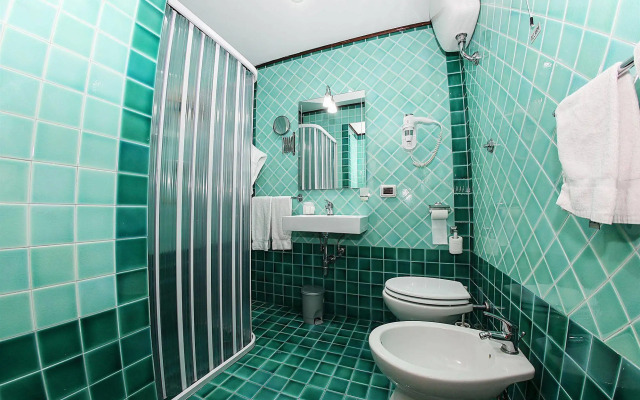 H Rooms Boutique Hotel