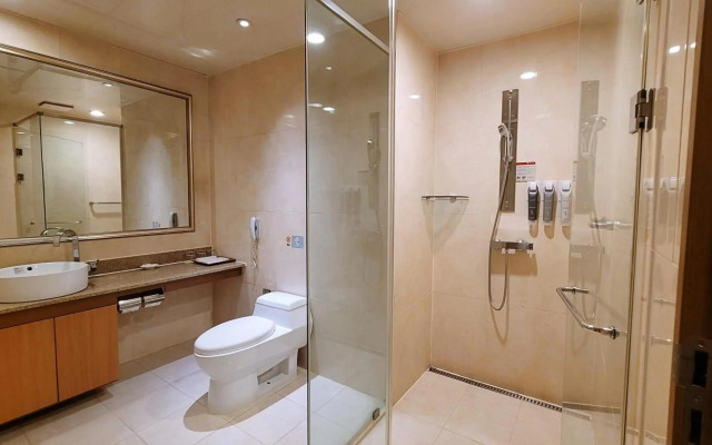 Ramada Hotels & Suites Seoul Namdaemun