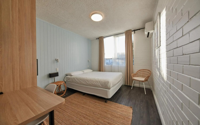 Little Coogee Hotel