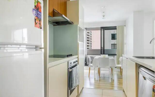 Central Two-Bedroom Apartment Close To Spark Arena