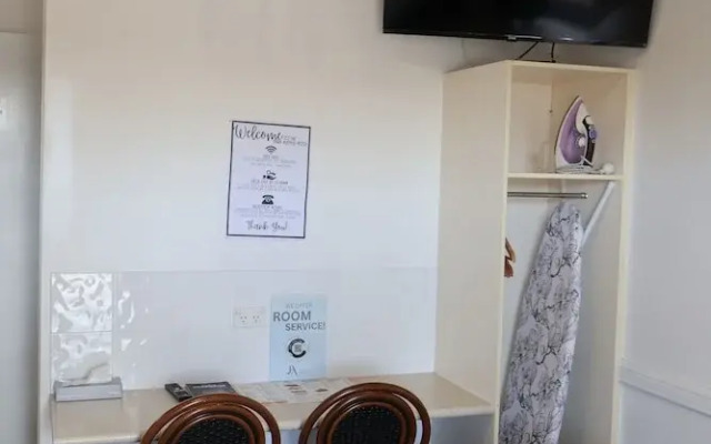 Park Avenue Hotel Motel
