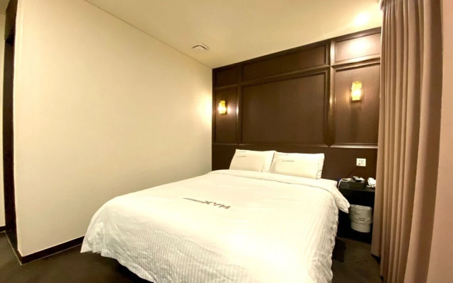 Seongnam Design XYM