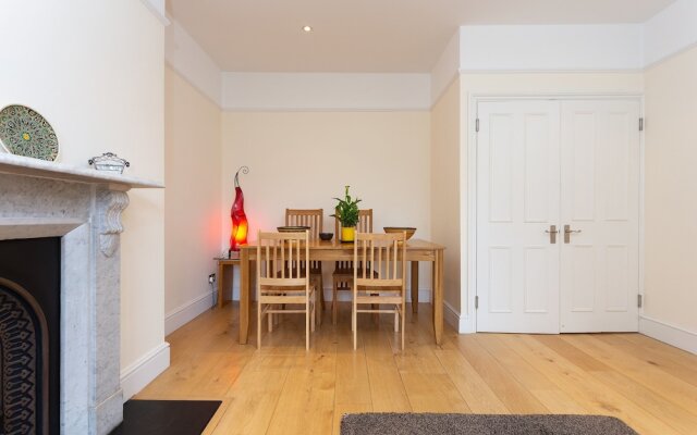 1 Bedroom Flat In Belsize Park