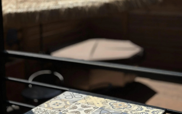 YANTAR glamping