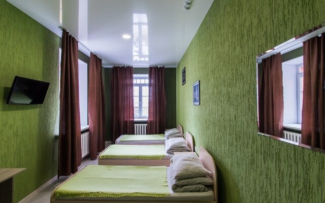 22-Hotel