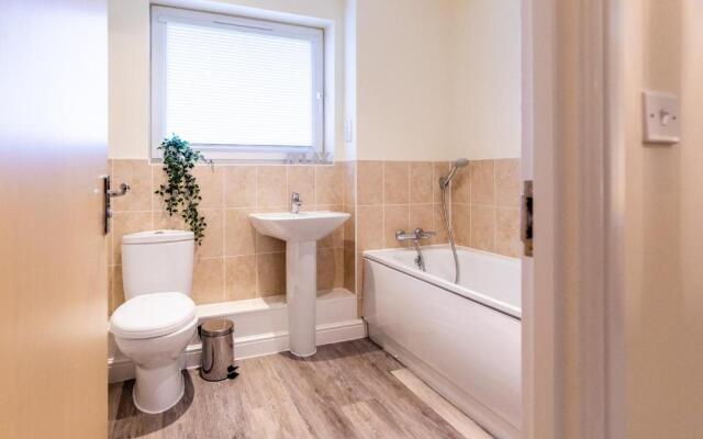 Waterside Lodge by PAY AS U STAY