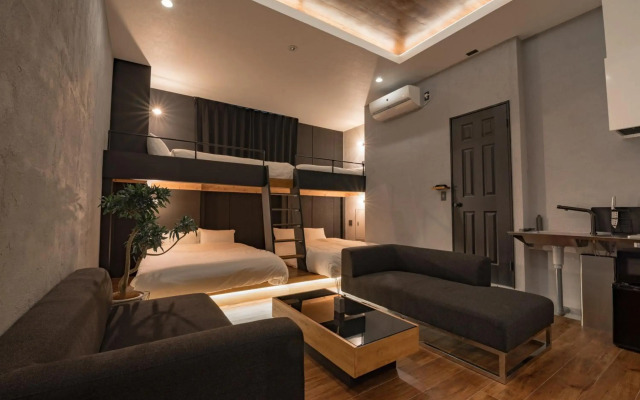 mizuka Imaizumi II-unmanned hotel-