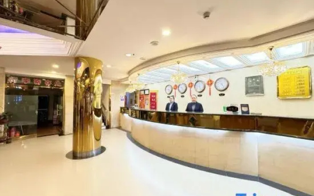 Tianzhu Hotel (Harbin Railway Station Airport Bus)